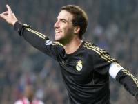 FB体育赛事-季后赛的定盘星，克里斯·保罗与永不掉线的掌控力