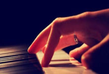 FB体育-逆龄战神！38岁詹姆斯血战加时泪洒美洲杯：最后一舞？不，我偏要改写结局！