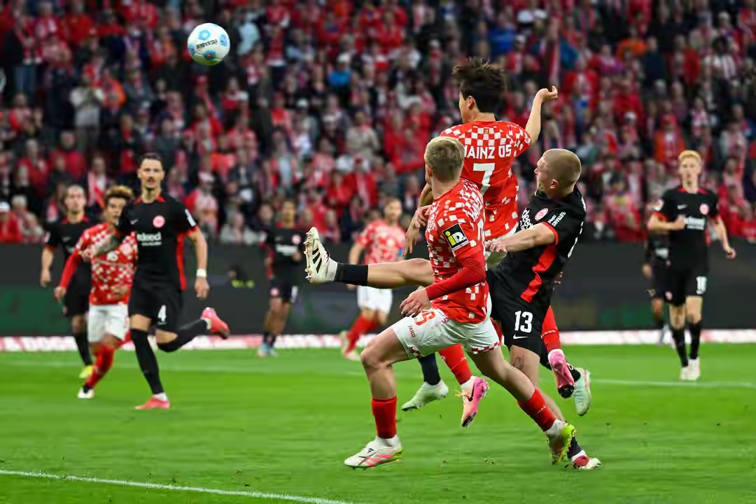 多特蒙德客负美因茨,遭遇联赛颓势逆转的简单介绍 多特蒙德客负美因茨,遭遇联赛颓势逆转的简单介绍