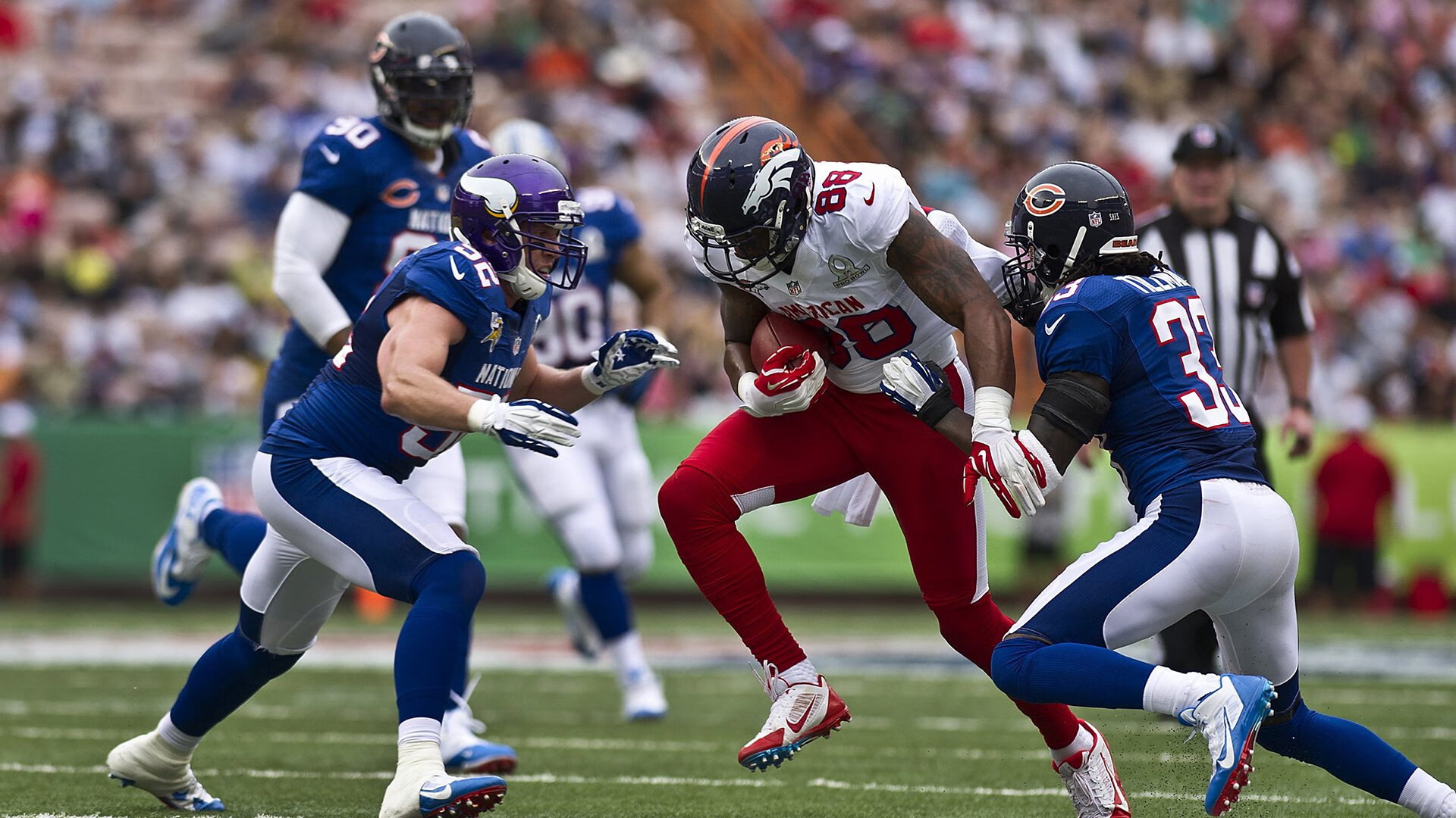 孤星闪耀金州夜，库里末节封神，独行侠巅峰对决憾负